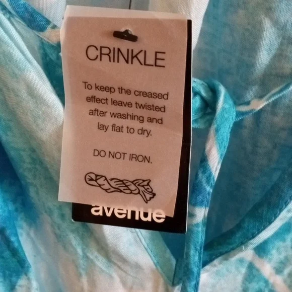 Avenue Plus FLORAL PRINT Dress - Picture 5 of 10